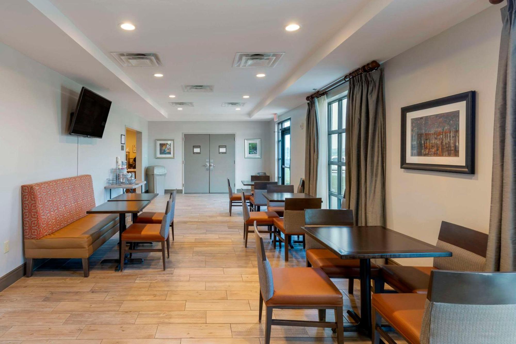 Comfort Inn & Suites East Ellijay Exterior photo